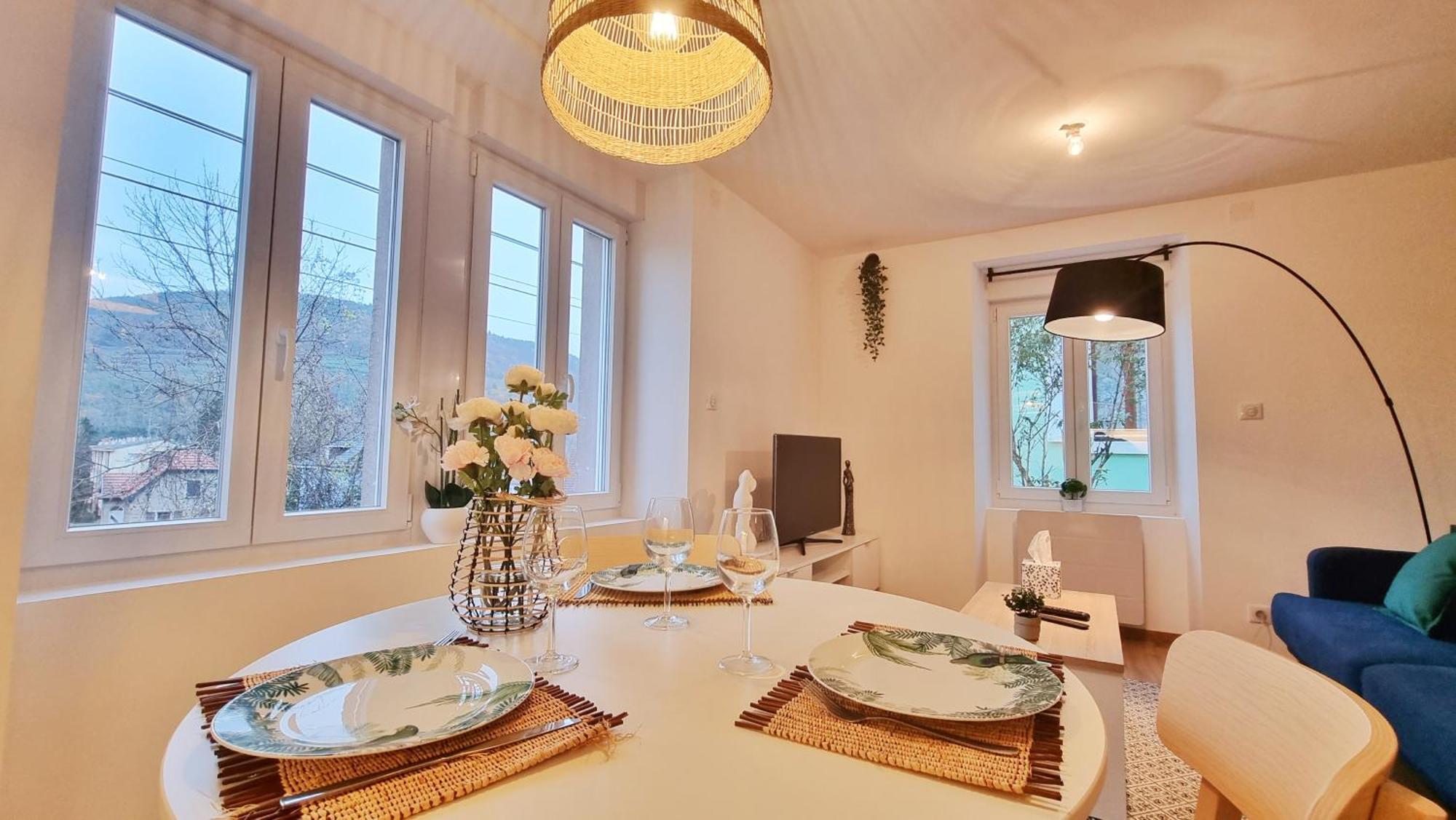 La Buhl Verte - Chic Et Moderne - Calme - Fibre - Relax Bnb المظهر الخارجي الصورة